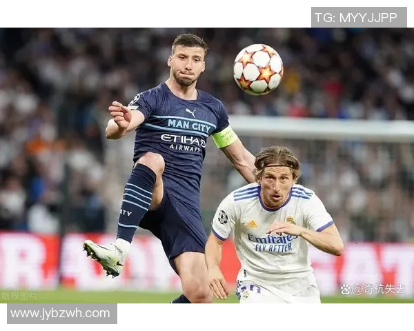 76号足球球星带领球队逆转再创辉煌展现无与伦比的坚韧力量