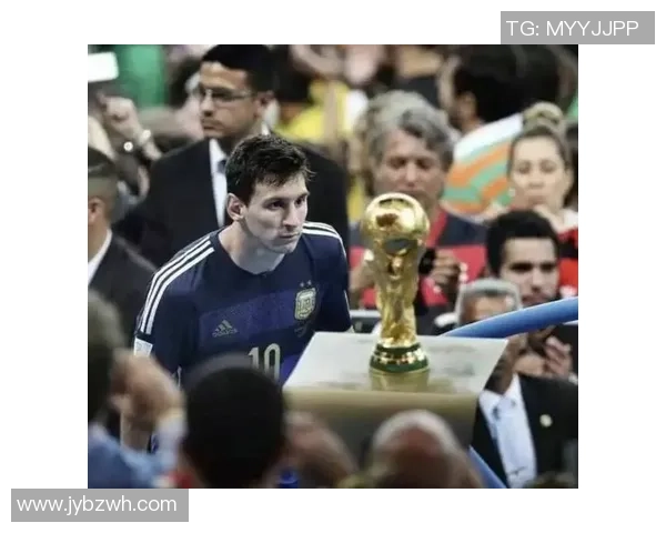 世界杯足球赛传奇球星全景解析与精彩瞬间回顾 世界杯足球赛传奇球星全景解析与精彩瞬间回顾